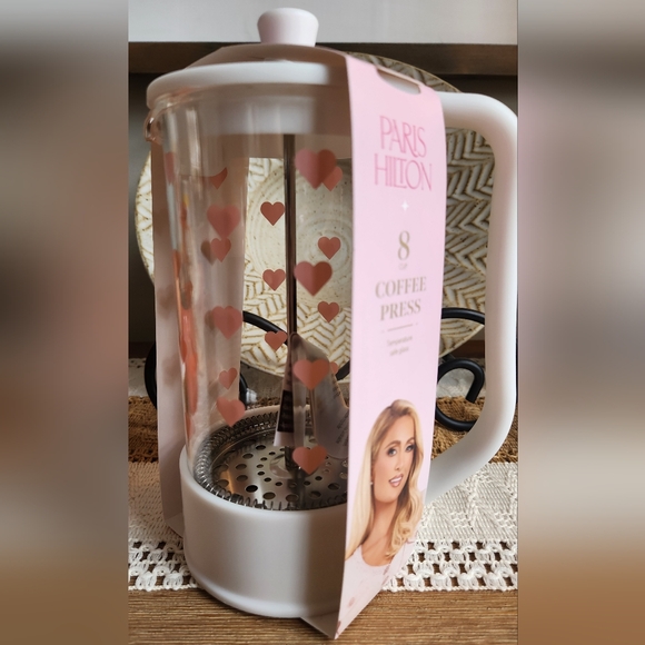 Paris Hilton Other - PARIS HILTON 8 Cup Coffee Press w/Hearts